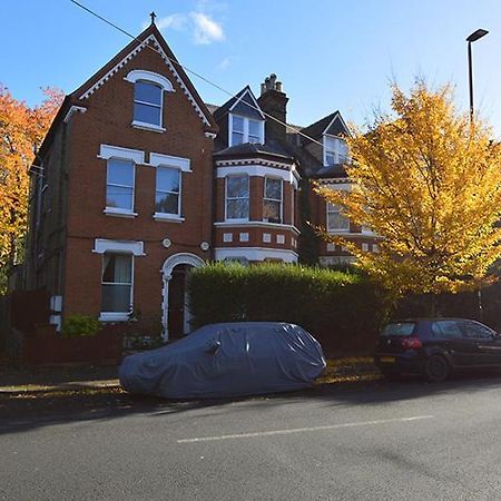 2 Bedroom Top Floor Flat, West Dulwich Free Street Parking London Exterior foto