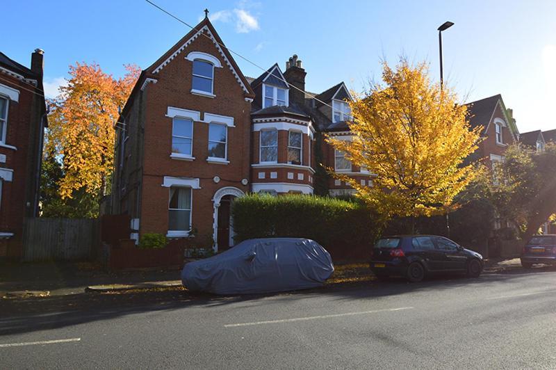 2 Bedroom Top Floor Flat, West Dulwich Free Street Parking London Exterior foto