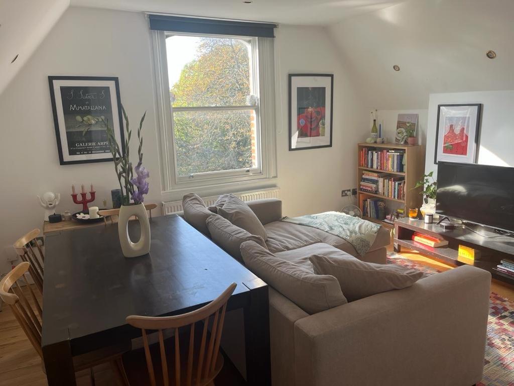 2 Bedroom Top Floor Flat, West Dulwich Free Street Parking London Exterior foto