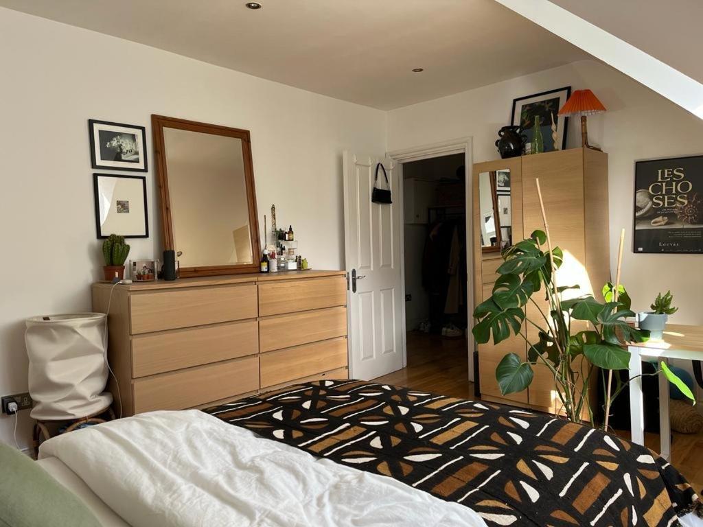 2 Bedroom Top Floor Flat, West Dulwich Free Street Parking London Exterior foto
